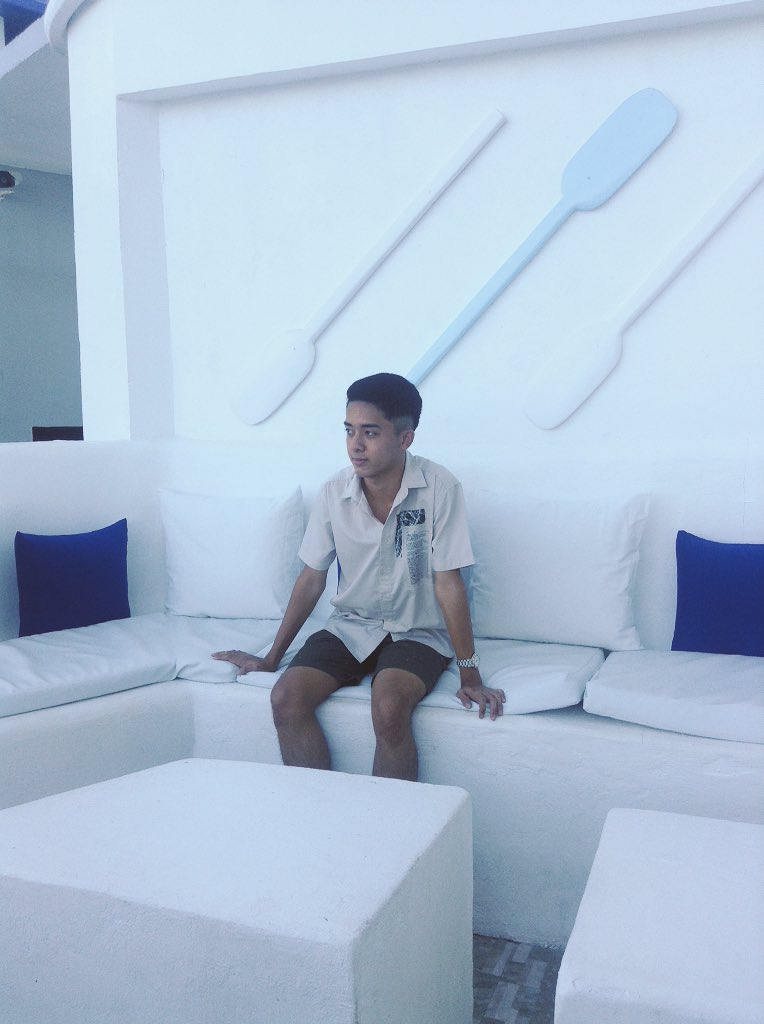 ItsLanceslide's tweet image. Sundowners 🌞 #LittleSantorini