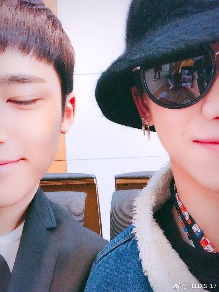 Twitter 上的 みよん ヤー なんで目を瞑るんだよ いいだろ これが俺のスタイルだ なんだそれ 意味わからないよインマ どうしたんだよ あれ いつものことでしょ 今日も仲良しなミンハオとミンギュ Seventeenで妄想 セブチで妄想