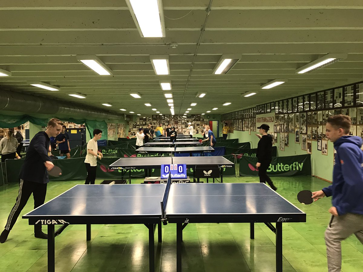 Borðtennismót Samfestingsins í fullum gangi í TBR húsinu 🏓🏓🏓  #samfest17