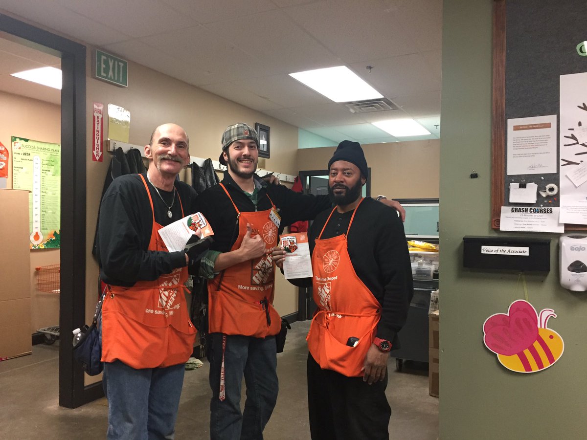 No better way to learn it than to EARN it. Jimmy and Shawn, 6233's seasonal new hires for #FFT made quick work displaying #OurValues