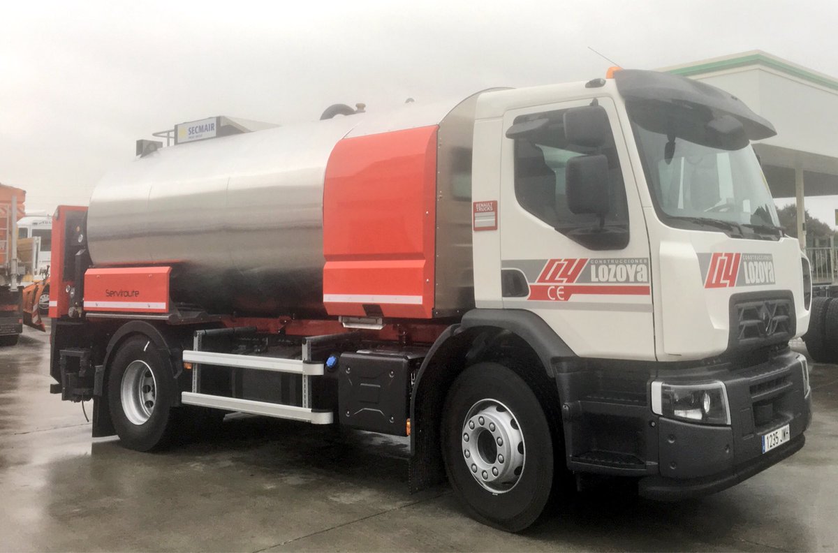 jaimefor2ny's tweet photo. @TalautoVI entrega a #Lozoya su #dwide #C320 con #optidriver y con cisterna de emisión de aglomerado. https://t.co/4sEDzykCmL