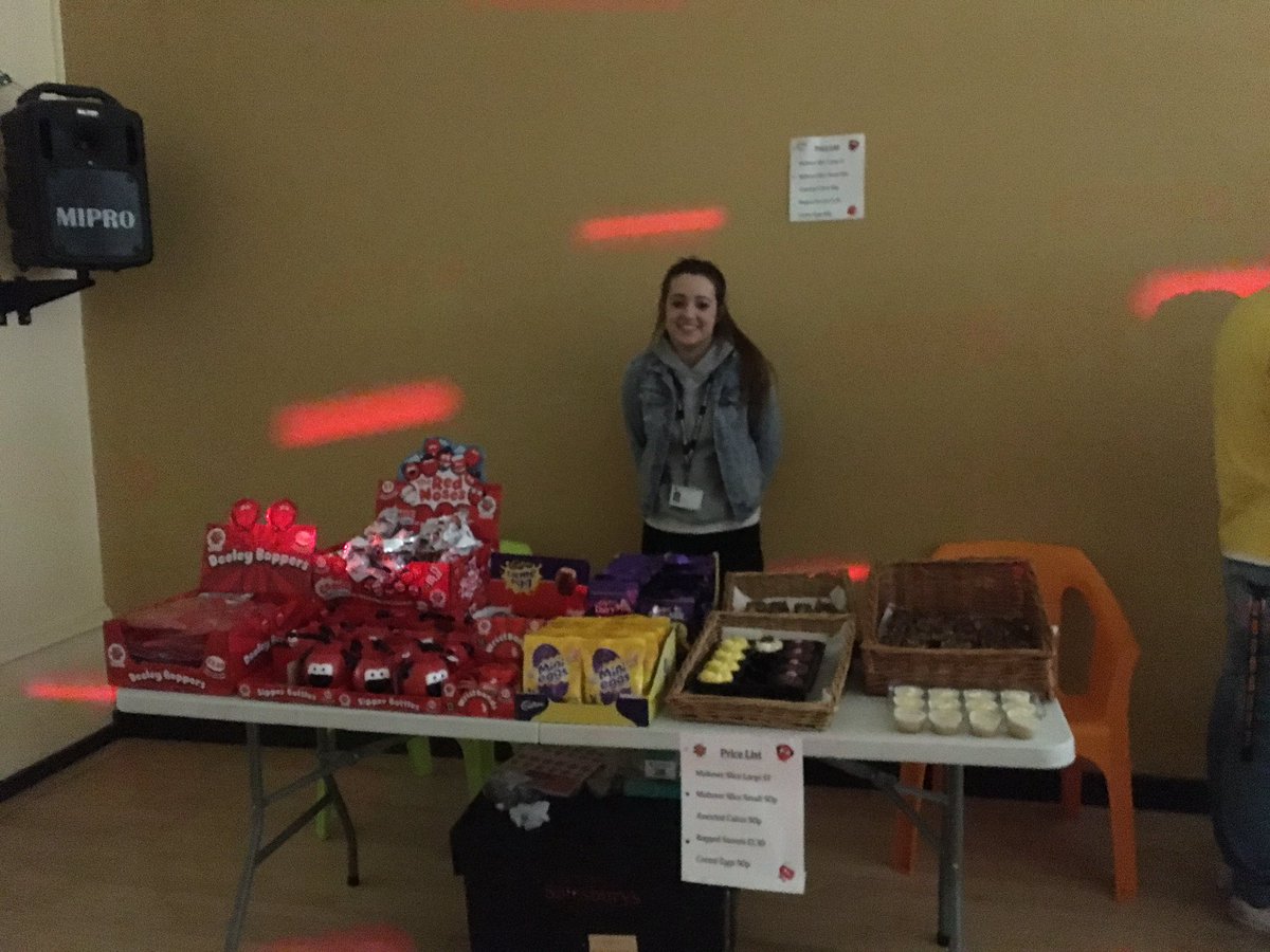 rackydoodle's tweet image. Raising money for #RedNoseDay @sainsburys Haltwhistle #N04JS 😊👍🏼