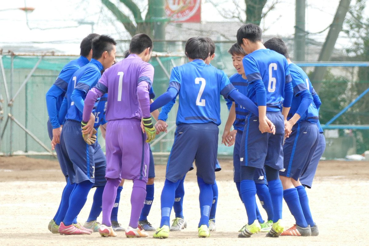 Soei Fc Supporter S U 18 K3 Aグループ Vs 小田原高校a 前半3 1 後半1 3 4 4ドロー 滑りやすいグランドで本来のプレーができなかった 小田原高校のあきらめない気持ちと勢いに押されてしまった 次節は気持ちを入れてガムシャラに勝ちに行こう