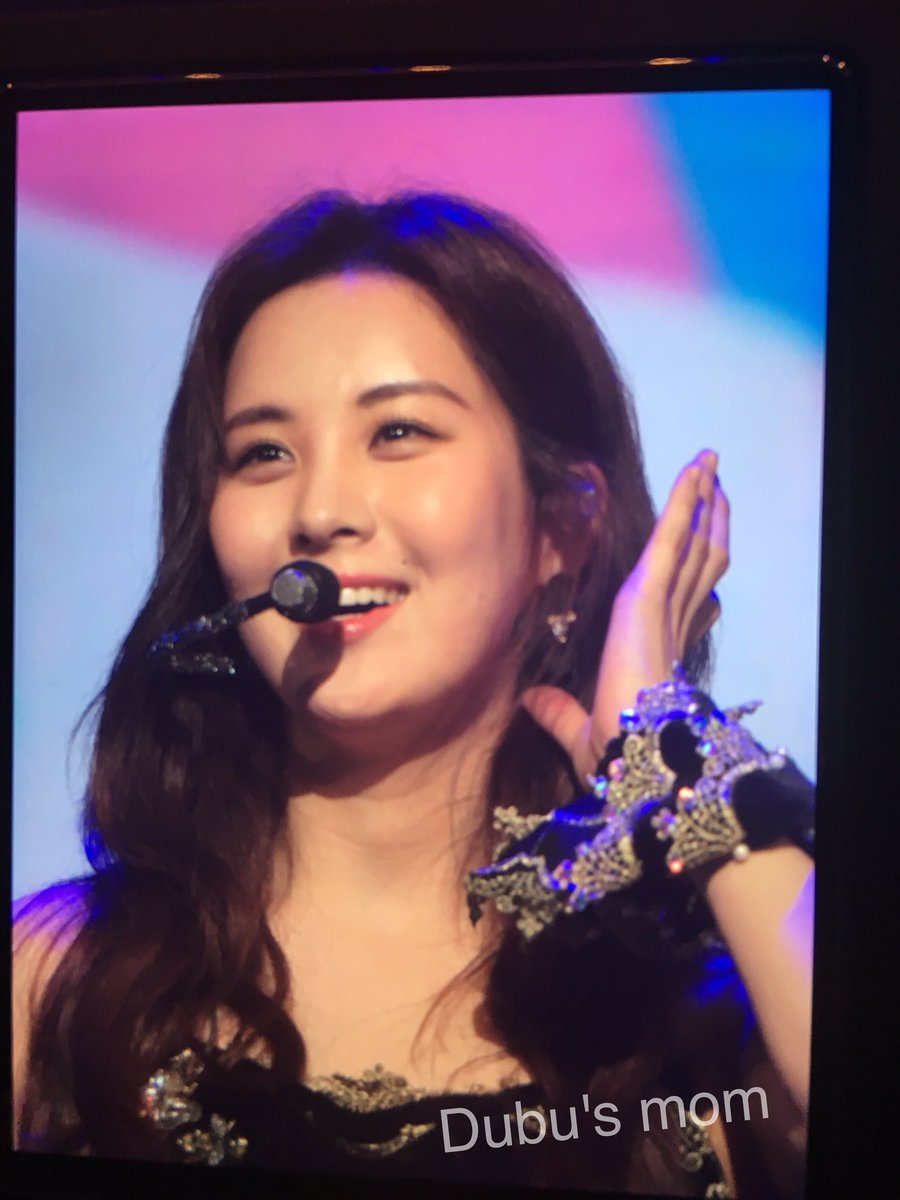 [PIC][25-03-2017]SeoHyun biểu diễn tại "10th Lou Gehrig Hope Concert" vào tối nay C7wk4yaU8AAtDWp