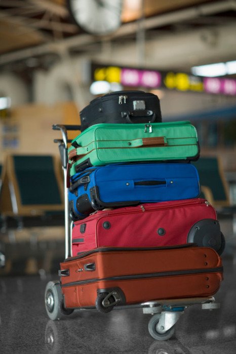DesySosio's tweet photo. Perchè #viaggiamo? Cosa ci spinge a preparare una #valigia ed #andare fidarndoci ciecamente delle nostre gambe? https://t.co/WWRGTfLSJY https://t.co/zw5FjjeemC
