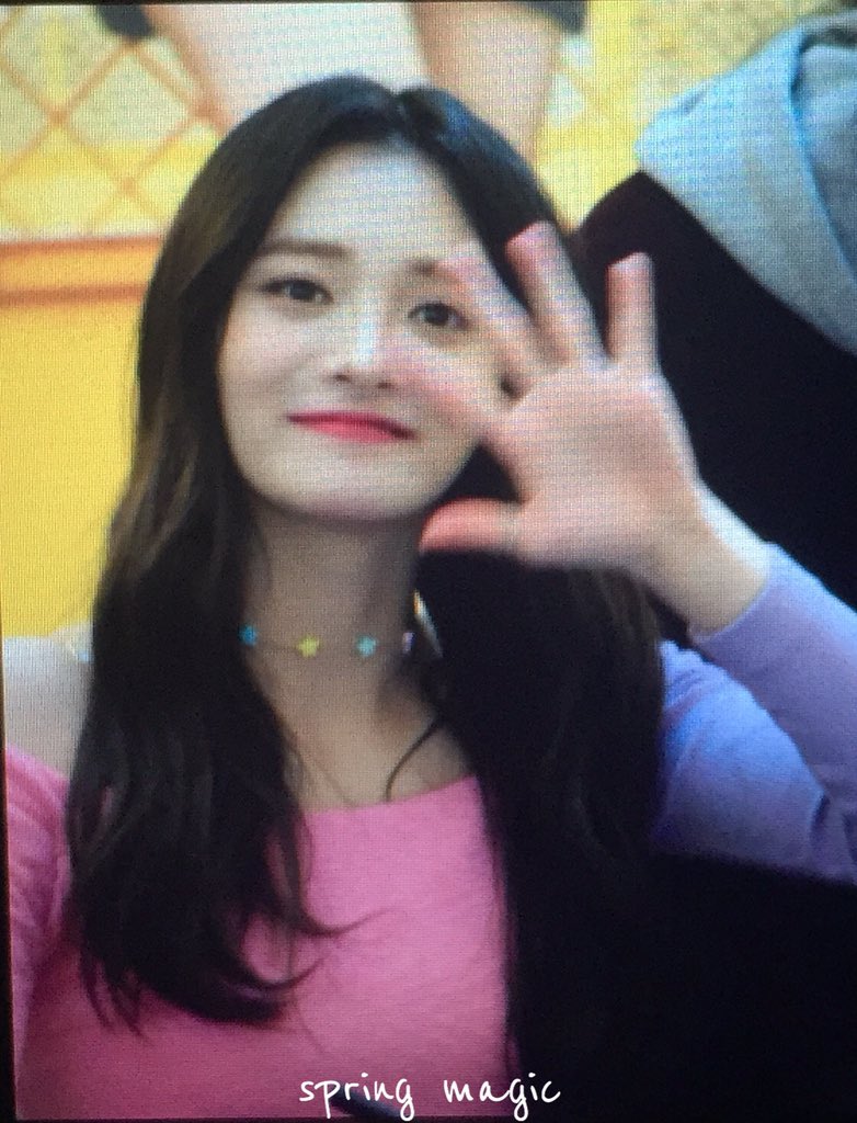__SPRINGMAGIC's tweet photo. 170325 팬 사인회

#프리스틴 #결경 #PRISTIN #HI_PRISTIN #WEEWOO https://t.co/aZCvpuJC9T