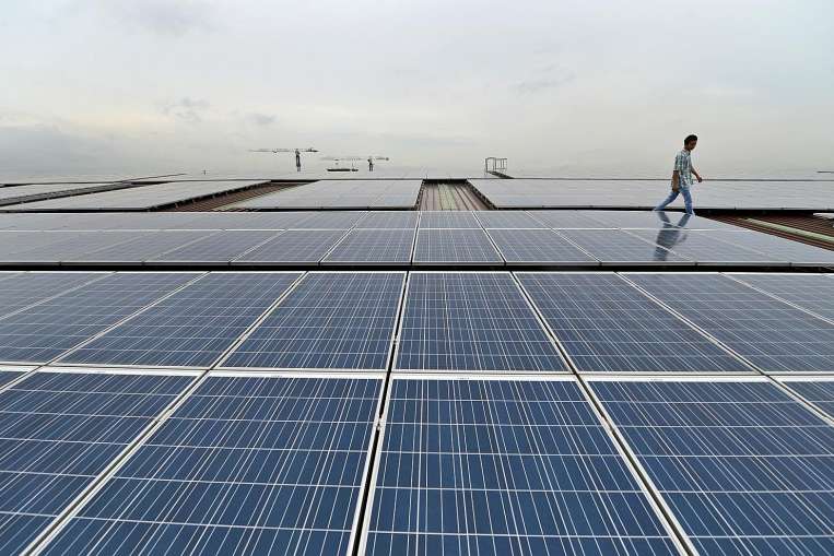 FrdricPascal's tweet photo. Singapore to roll out green bond grants https://t.co/Vm4zAhVPte https://t.co/NnqYD2KX1G