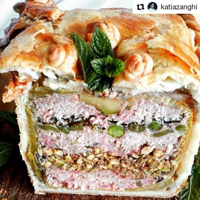 MTChallengeblog's tweet photo. #Repost @katiazanghi with @repostapp
・・・
Terrina per MTC. Con pistacchi e menta
#mtc64
#terrina
#pistacchisicilia… https://t.co/D2vbDbenk2
