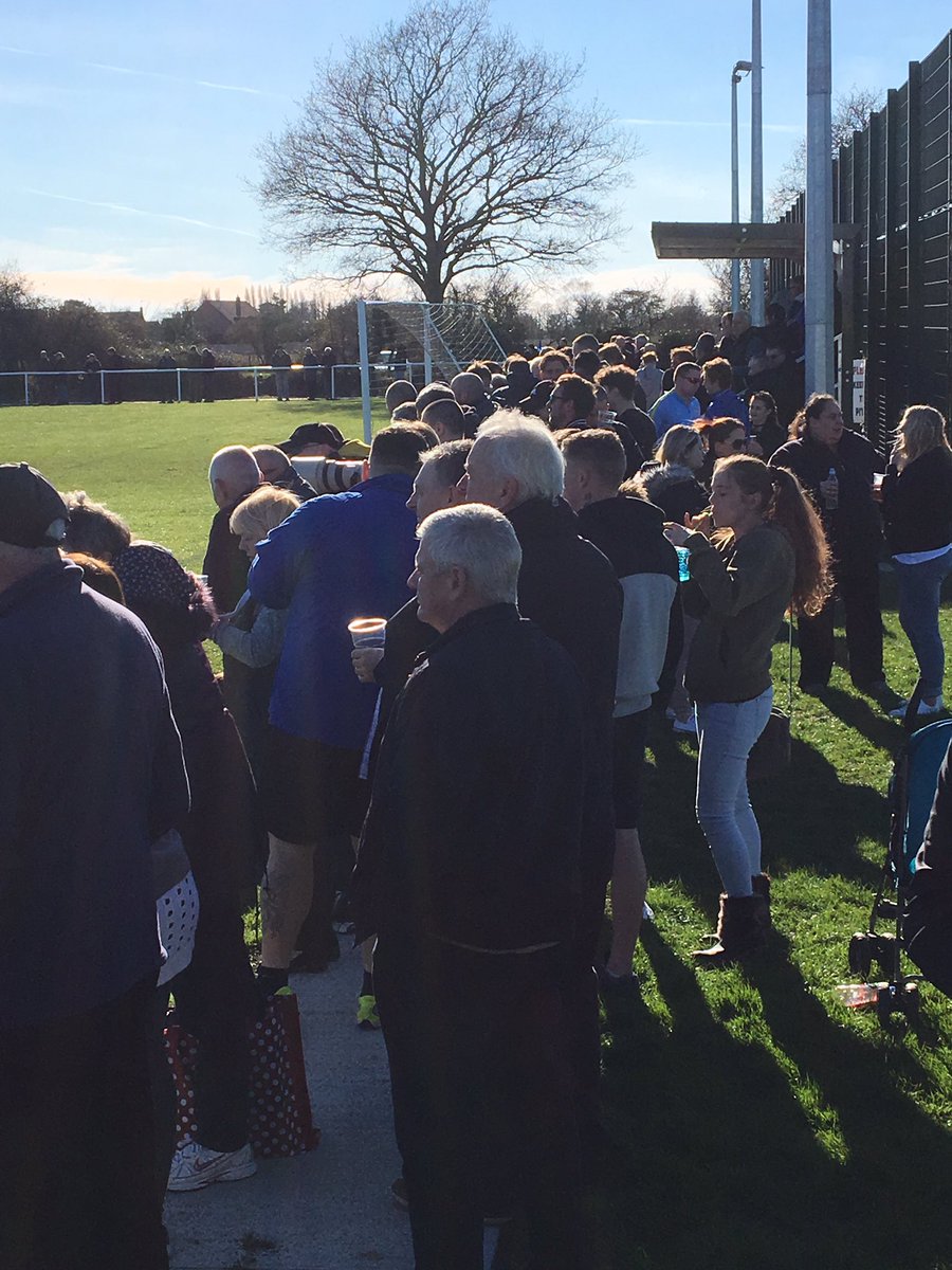 ⭐️The one & only Steve⭐️ (@stevegawn) on Twitter photo Big crowd <a href="/LittleOakleyFC/">𝐋𝐢𝐭𝐭𝐥𝐞 𝐎𝐚𝐤𝐥𝐞𝐲 𝐅𝐂</a> for the visit of <a href="/HPFC0/">Harwich & Parkeston</a> ⚽️ Big crowd <a href="/LittleOakleyFC/">𝐋𝐢𝐭𝐭𝐥𝐞 𝐎𝐚𝐤𝐥𝐞𝐲 𝐅𝐂</a> for the visit of <a href="/HPFC0/">Harwich & Parkeston</a> ⚽️