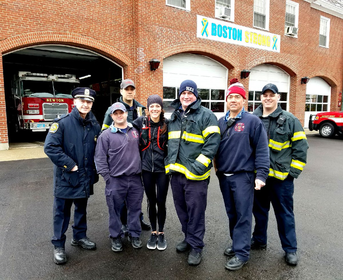 RunTracyK's tweet photo. Great meeting @newtonpolice and @NewtonFireDept today on the @BAA training run! Hope to recruit some for @RaceGuards #raceforgood https://t.co/Bcg1QVAgKS