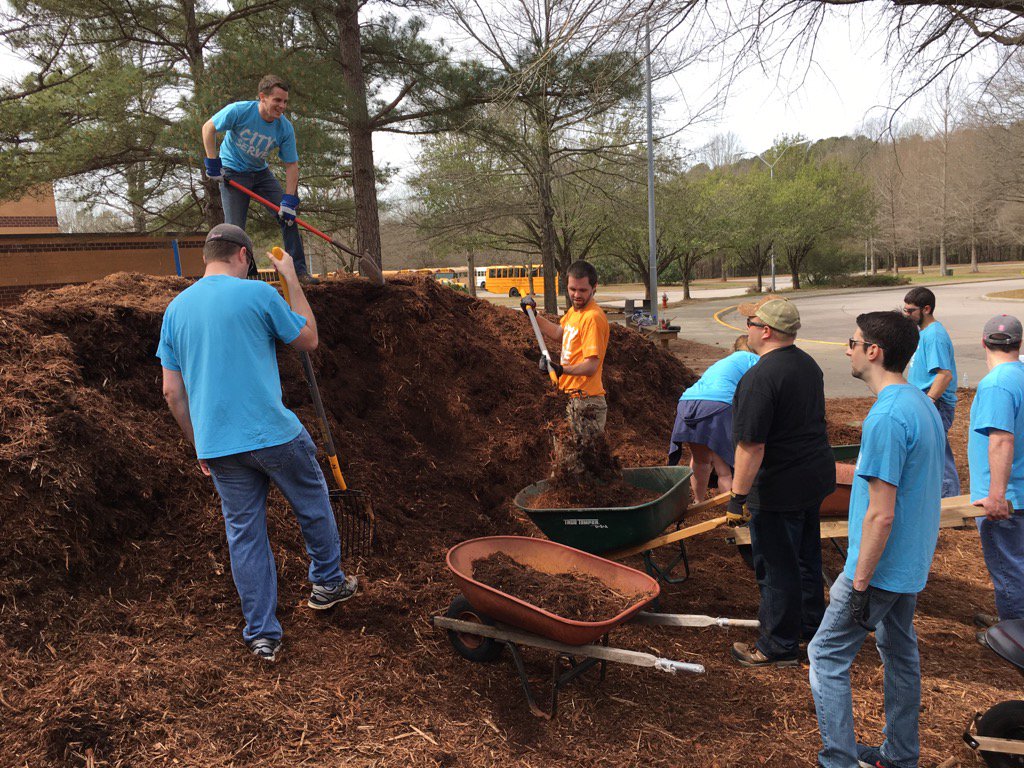 ljlenert's tweet photo. Free workout!!! Great day #cityserve @pbcraleigh Leesville Middle &amp; elementary https://t.co/m523dEvVKz