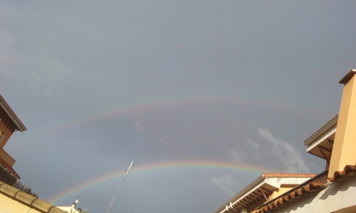 Albertitoolim's tweet image. Esto si que no es habitual...y no es un montaje!