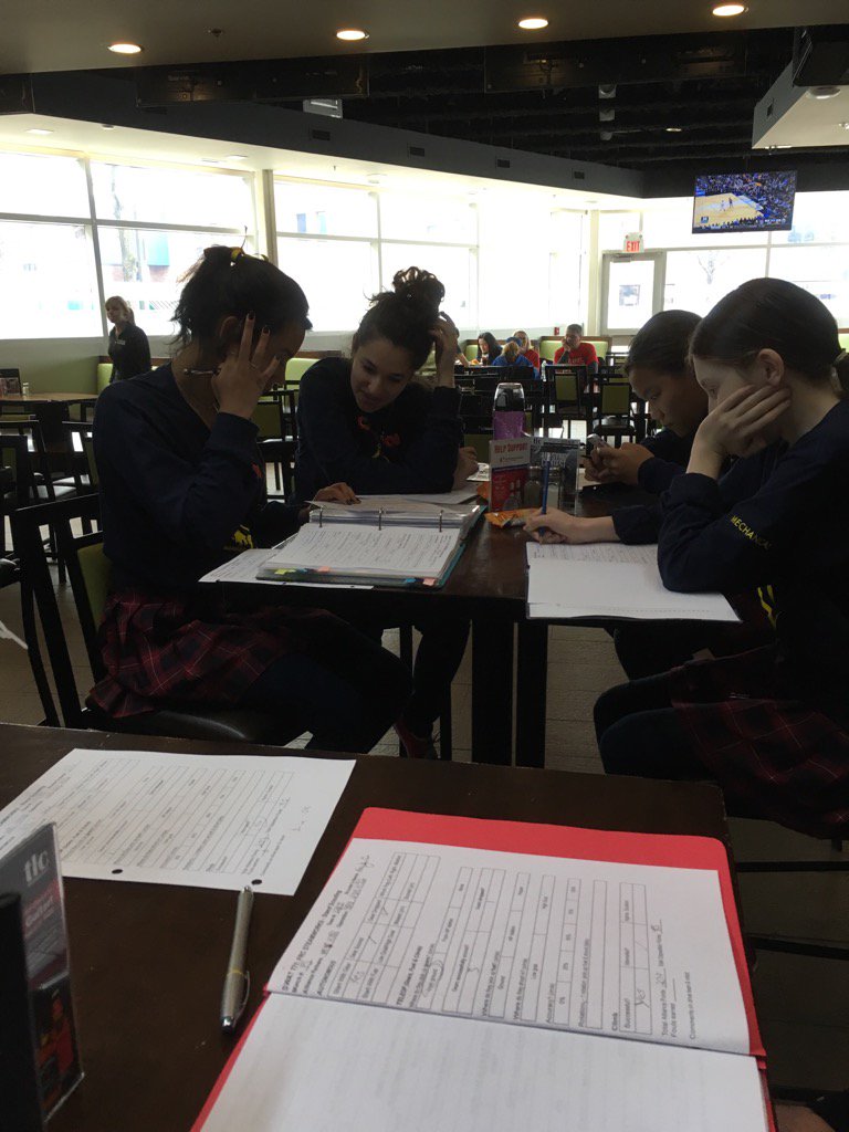 FRC771's tweet image. Scouters hard at work @georgiancollege #lovethegame #somanysolutions #omgrobots #firstweets