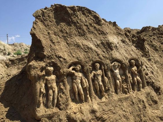 Discovery of a Sarcophagus, #Tripolis ad MAEANDRUM Ancient City, Denizli, Aegean Region, #Anatolia