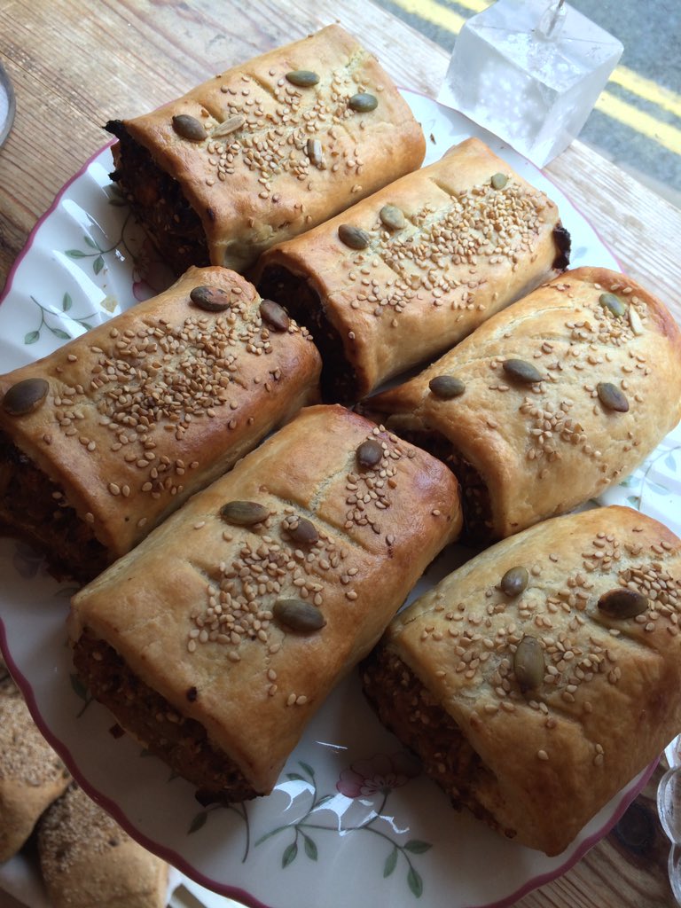 MoodyBakerAlst's tweet photo. We're open today - pies, pasties, wraps, quiches, bread &amp; something sweet for afters. Organic ingredients, all made with love 🍞❤ https://t.co/gAneKALYSF