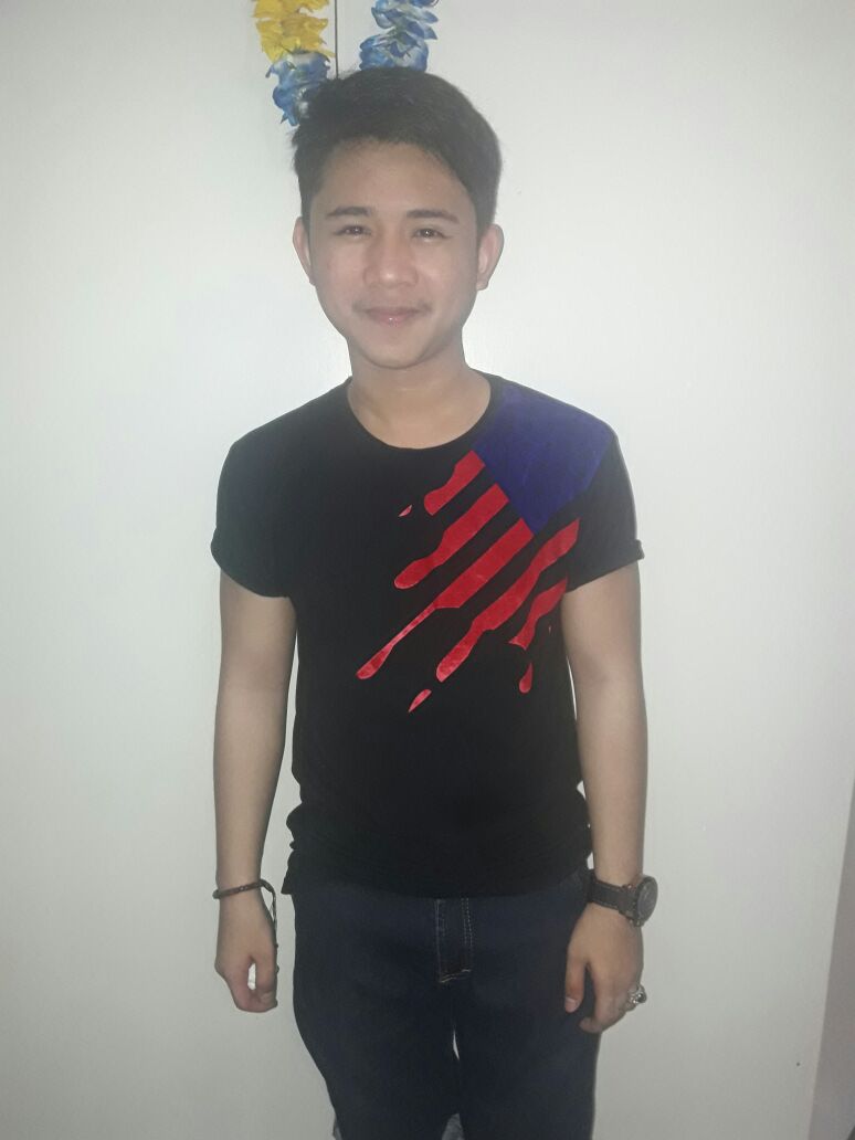 Senyum yg begitu manis dd <a href="/DA3_Rafly/">Muh.Rafly Heriawan</a> 
Semoga kedepan nya karir nya makin sukses amin ya allah 
#PuisiUntukRaflyda3