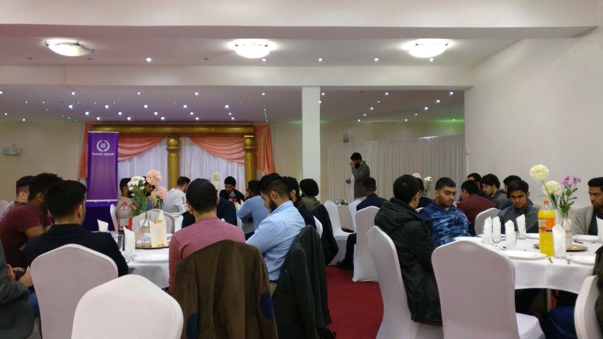 fosischannel's tweet photo. FOSIS Midlands Annual Dinner just started in Birmingham! Elections today!! #FOSISMidlands https://t.co/wVITRJ3T55