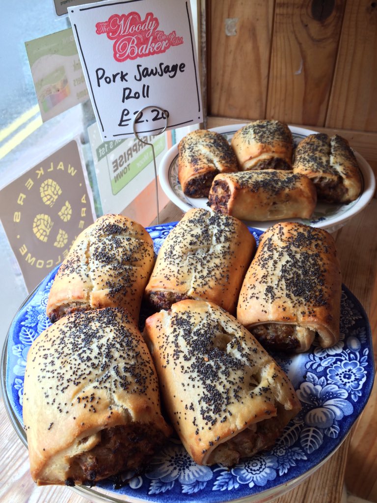 We ❤ #organic, #fairtrade &amp; #local ingredients. Suppliers include <a href="/deerNdexter/">Deer & Dexter</a> <a href="/AskertonCastle/">Jane Eden</a> <a href="/SumaWholefoods/">Suma Wholefoods</a> @AllendaleAle <a href="/Carronlodge/">Carron Lodge Ltd.</a>