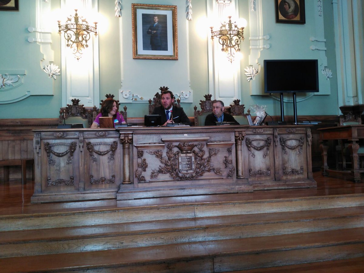 CYD_BESANA's tweet image. Hace unas horas nos han recibido en el @AyuntamientoVLL.Muchas gracias por hacer un guiño a la cultura y el folclore de la ciudad y nacional