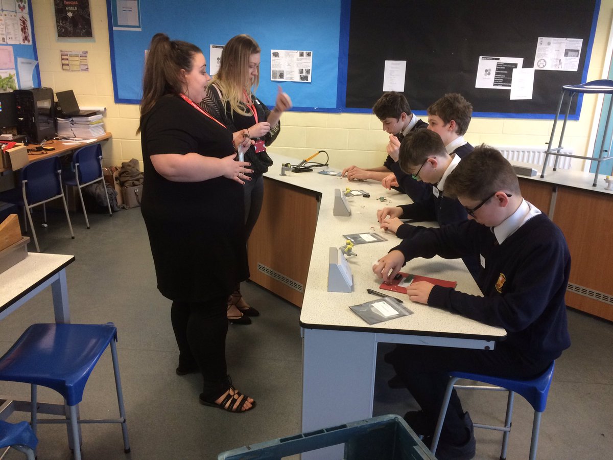 All3nr's tweet photo. Many thanks to Chelsea from @STEMAmbassadors for a great introduction to programming cuttlefish for our flight simulator @SBAP1 @RVHSchool https://t.co/gW2jeuxaRu