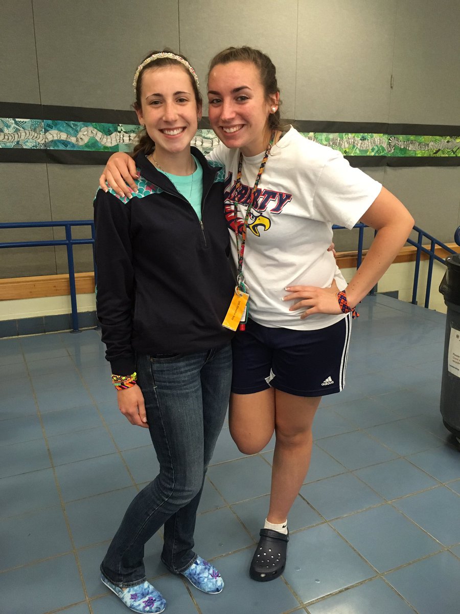 maddy_humphries's tweet photo. Happy birthday, Amanda!! I hope that you have a wonderful day!!! Miss you so much! Love ya😊💓🎉🎈 @HarlowAmanda https://t.co/Udol1C7D6g