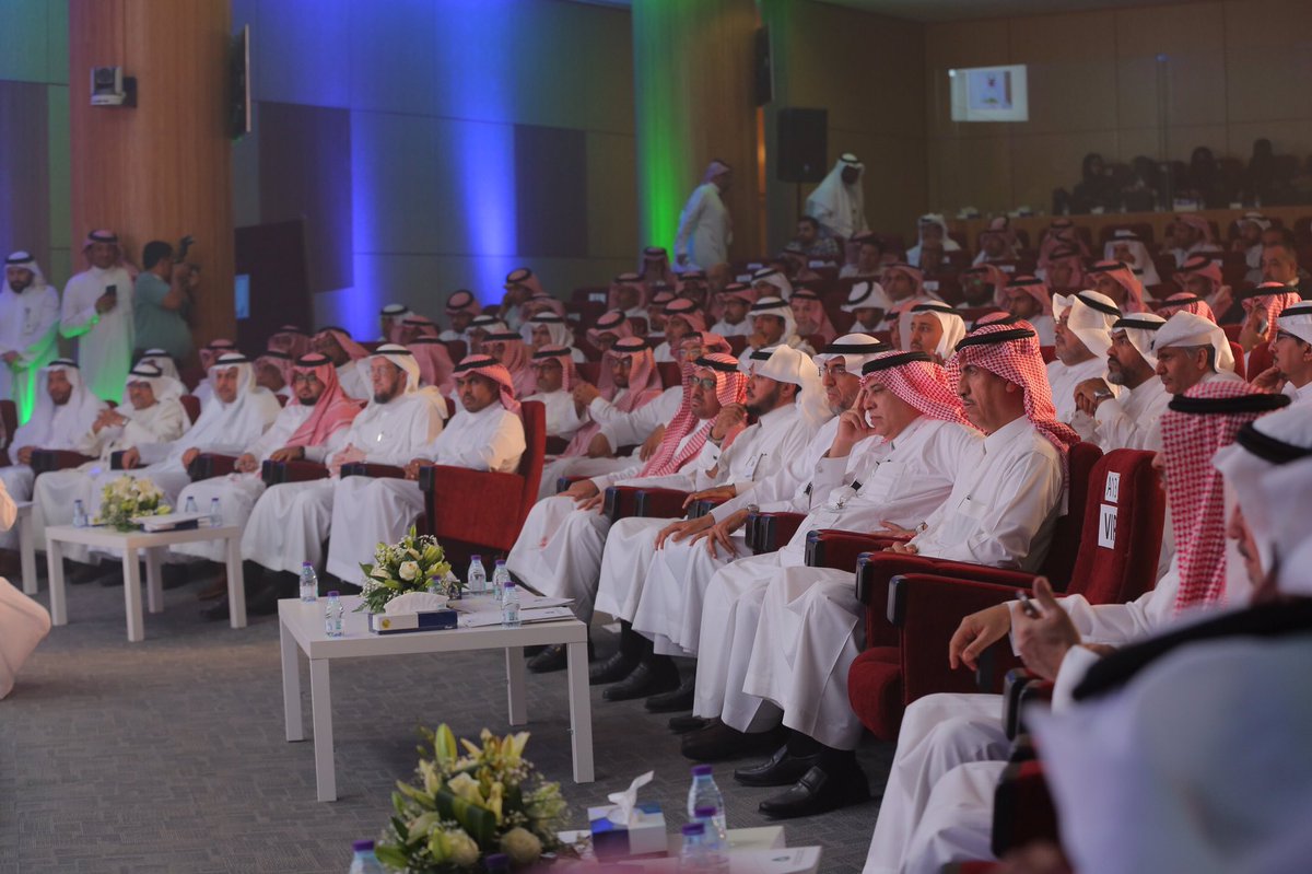 SASOGOV's tweet image. معالي وزير التجارة يرعى ملتقى الإبداع السنوي لهيئة المواصفات ويكرم المتقاعدين والمبدعين وشركاء التميز