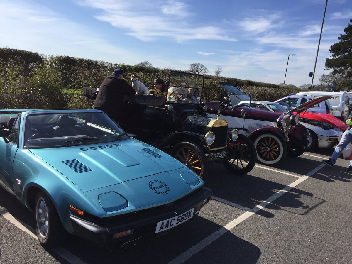Supporting local Scouts fund raiding with the cars