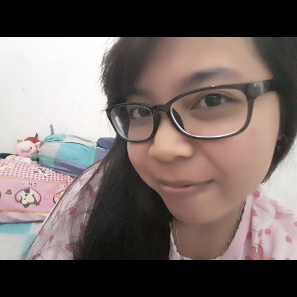 Riyya_Nofinda's tweet photo. Semua usahaku tak akan membohongi jalan kesuksesanku 👓✍
#Semogalulus
#pejuanUN2K17 💪 https://t.co/KKhLNovHjF