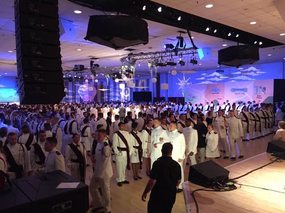 HokieClassRing's tweet image. An unforgettable night 1 of @VTclass2018 Ring Dance! We are sure night 2 will be just as great! #WearTheTradition