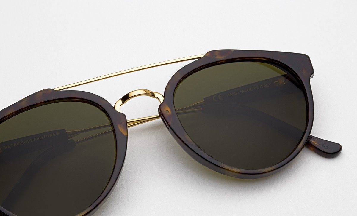 WesternAssembly's tweet photo. Giaguaro 3627 Green; frames crafted with havana acetate and metal sit alongside superior quality Zeiss lenses in a vintage green. https://t.co/NsavgFWDjm