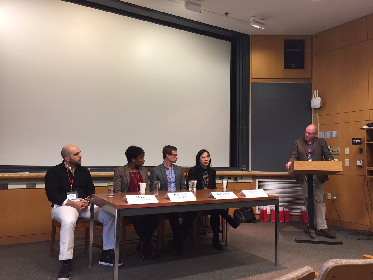 Cornell_SEA's tweet photo. Panelists from Hain Celestial, @OxVerte , @Unilever , and Natural Cuts discuss sustainable food systems #netimpactlocal #cbis2017 https://t.co/6x3KWuPOQk
