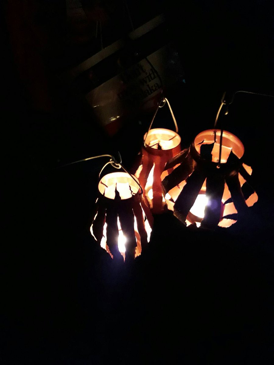 Celebrating Earth Hour 🌍 <a href="/YoungOnTop/">MUDA SUKSES 🇮🇩</a> 
#changeclimatechange #EarthHour #earthhour2017