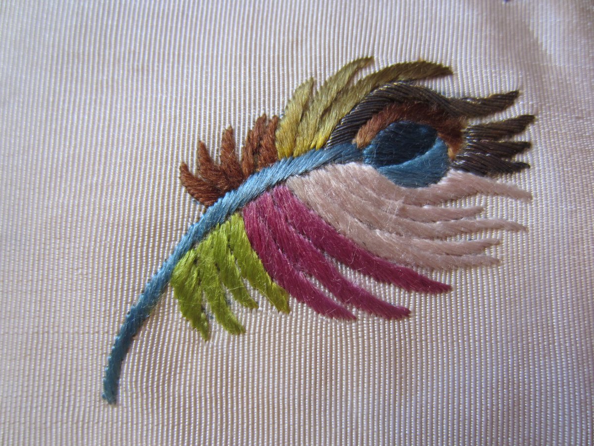 TableyHouse's tweet photo. More work on the costume display with @annabates and @Bethunedesigns @TableyHouse. Come and see our progress in April #OpenConservation https://t.co/MXpQ6q0UEr