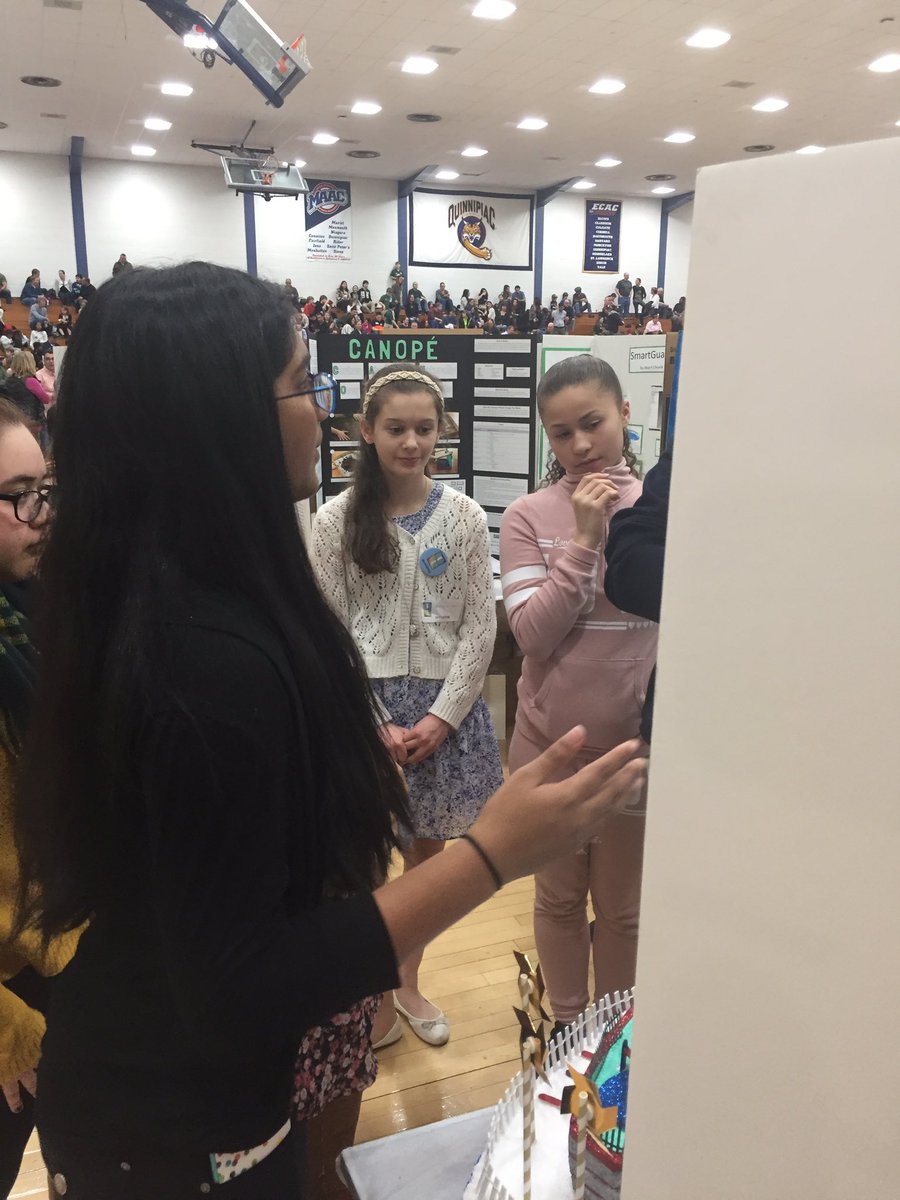 karenripa50's tweet photo. Regional Invention Convention! Wallingford 25 strong!! @pondhillschool @rockhill910 @ParkerFarmsES @YalesvilleElem @SalMenzo @STEPDAG https://t.co/ecKYVwwsGQ