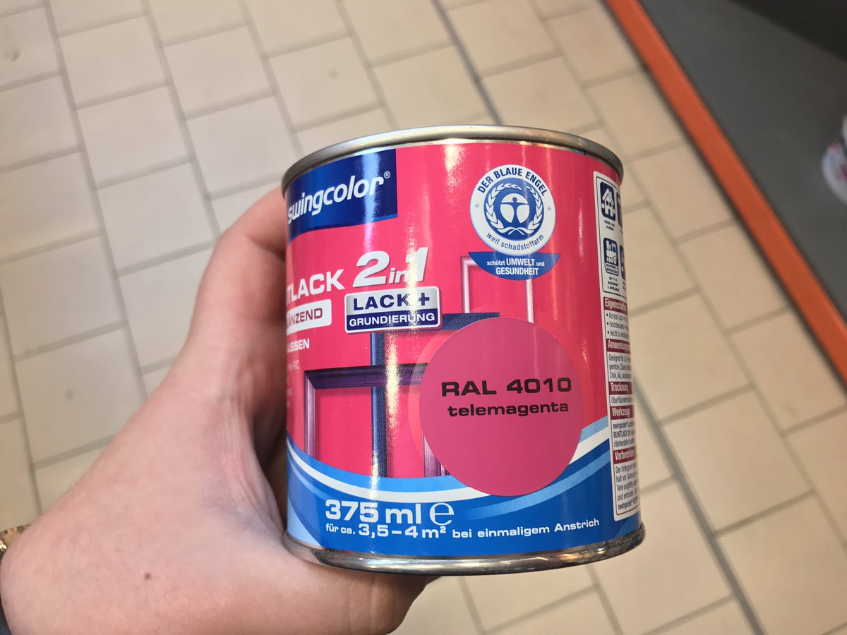 PhillipGoik's tweet photo. πππ
What's your favorite color?π
#TelemagentaπEinfach ins nΓ€chste #Bauhaus fahrenπJetzt hab ich wieder #Farbeππ
#Werkstolz #Telekomwall #Art https://t.co/LiCXseEHXz