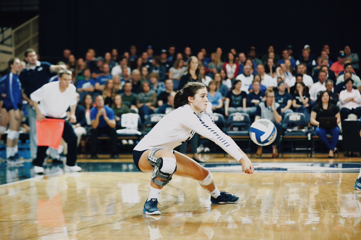 DON'T FORGET! Today at 12:30 we take on Utah at the Smith Fieldhouse! Admission is FREE!

#GoCougs #BYUWVB