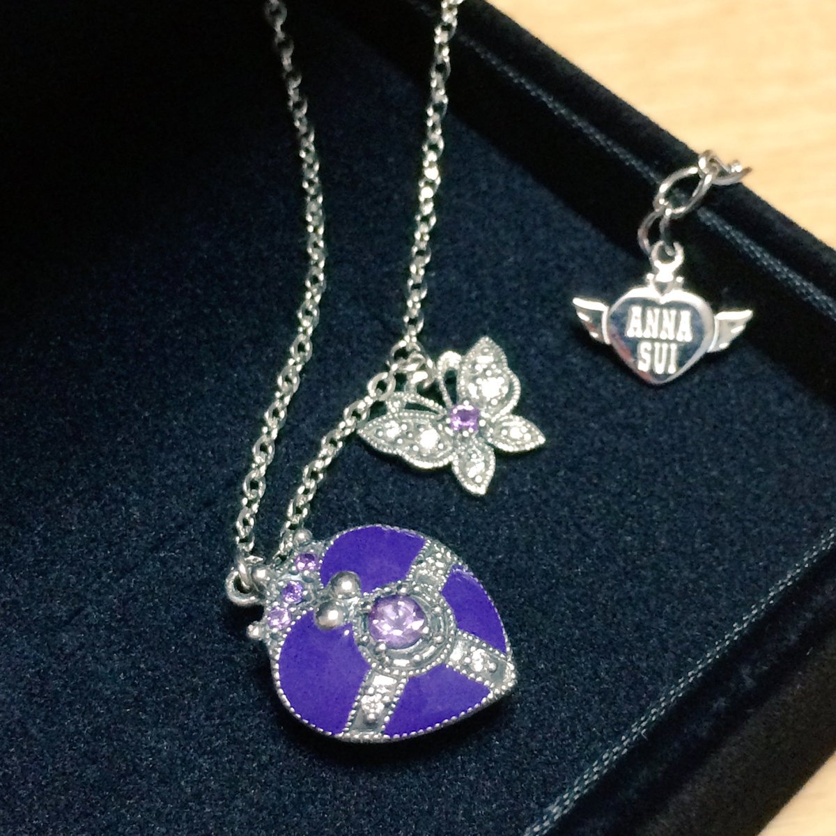 最先端 セーラームーン アナスイ コズミックハートコンパクトネックレス ネックレス Sutevalle Org