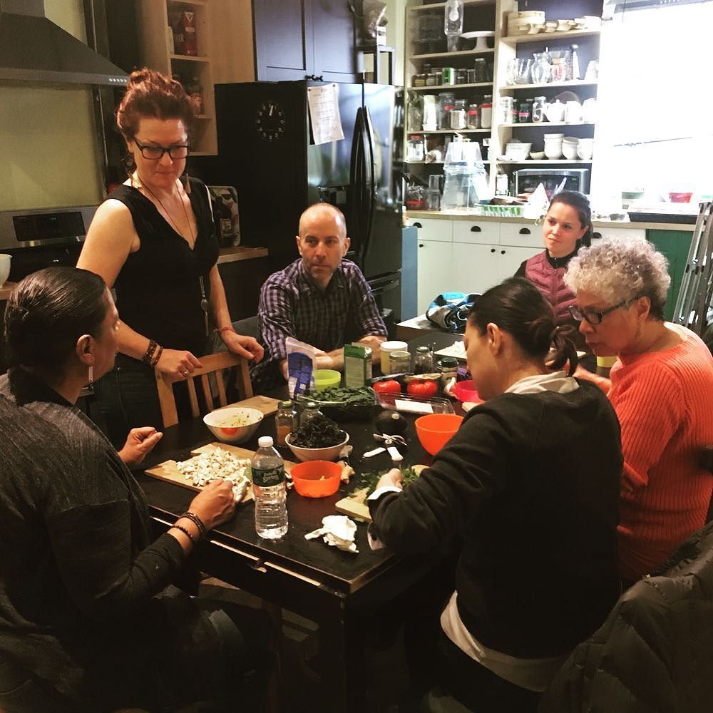 BreadandYoga's tweet photo. @lisabennerliving teaching how to make traditional kitchari. #breadandyogakitchen #healthy… https://t.co/wfJ7Hn01eR https://t.co/aSZXrMuIzN