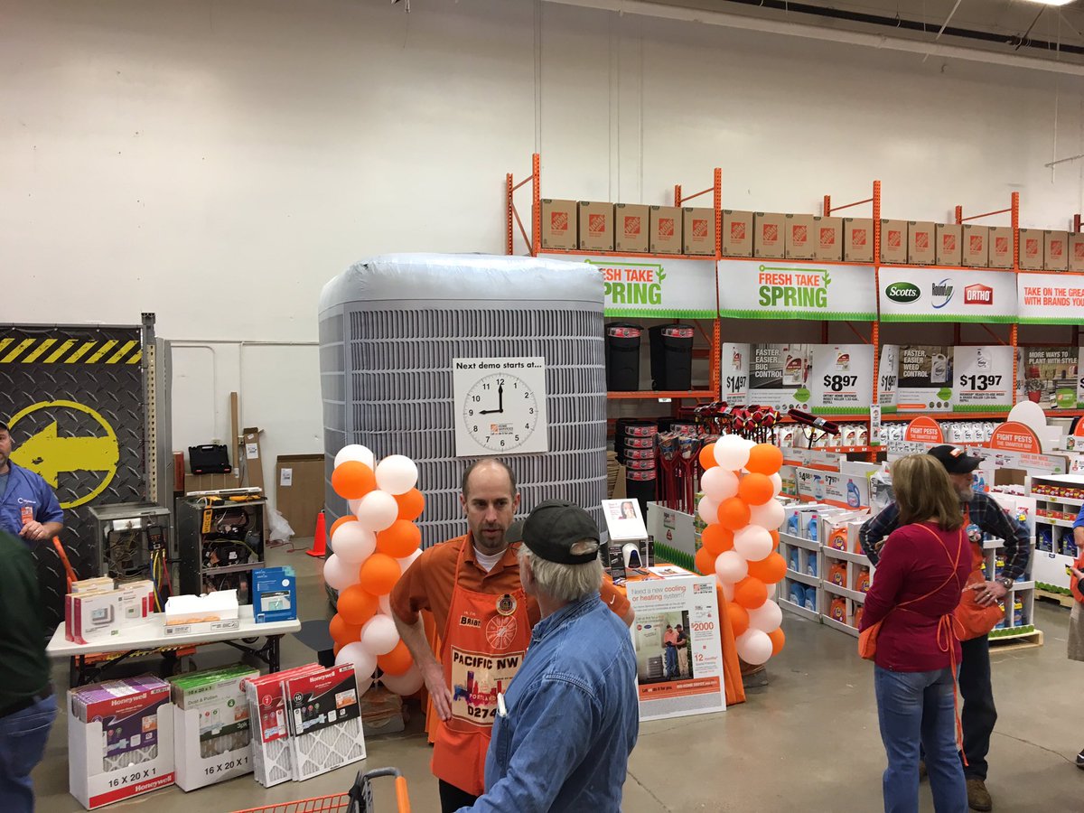Turning up the heat at 4001!
HVAC clinic featuring Columbia NW as well as leadership support, great job Scott and team!