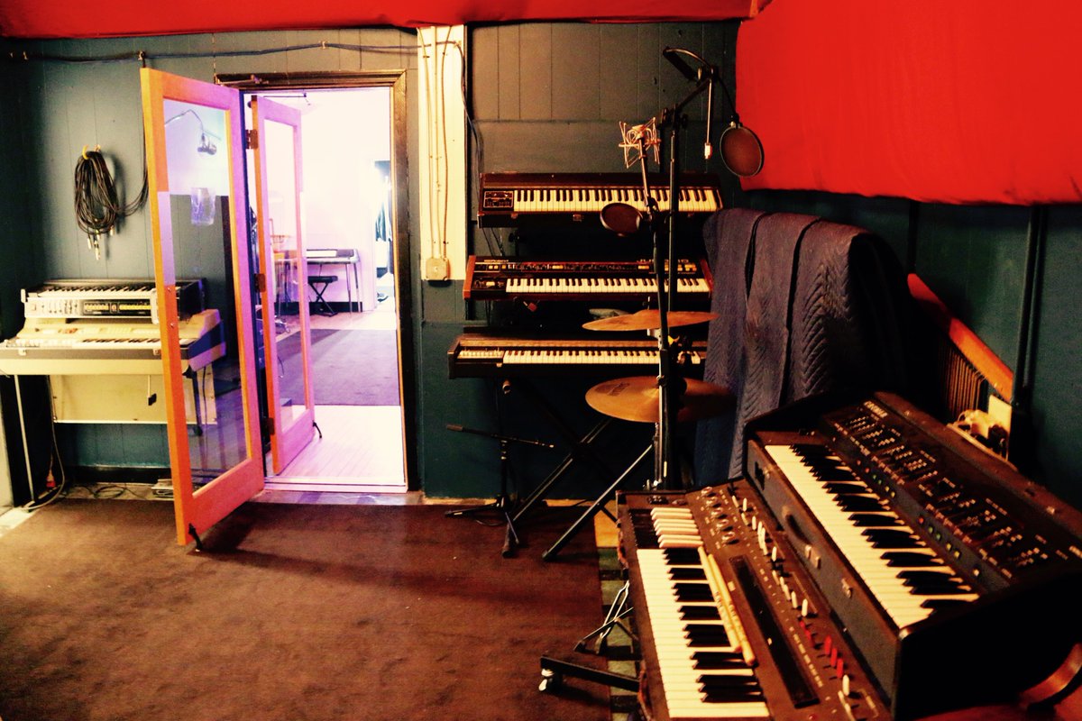 NatRecStudio's tweet image. Back room