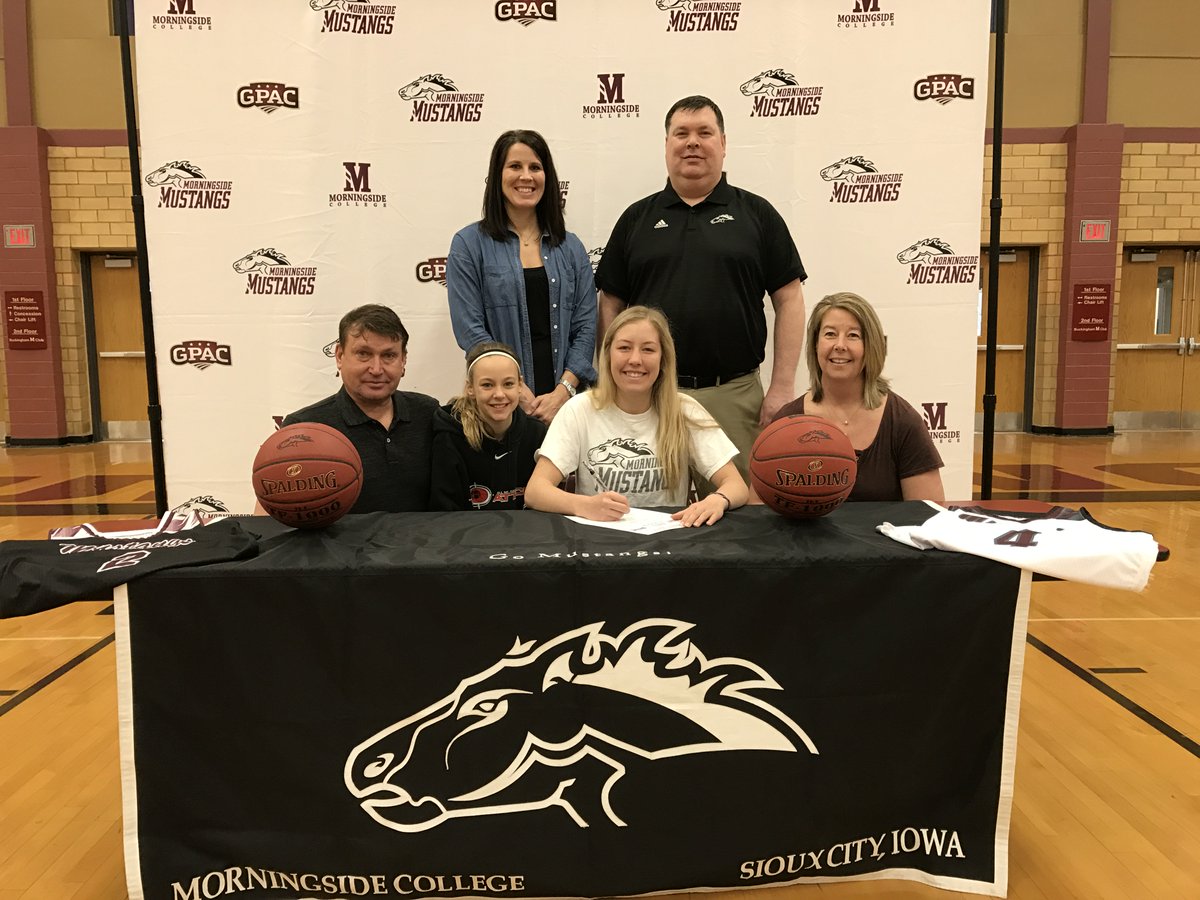 morningsidewbb's tweet photo. Excited to announce the recruiting class of 2017! We would like to welcome Mady Maly from Wahoo Neumann #MorningsideFamily https://t.co/JVfek3aHaJ