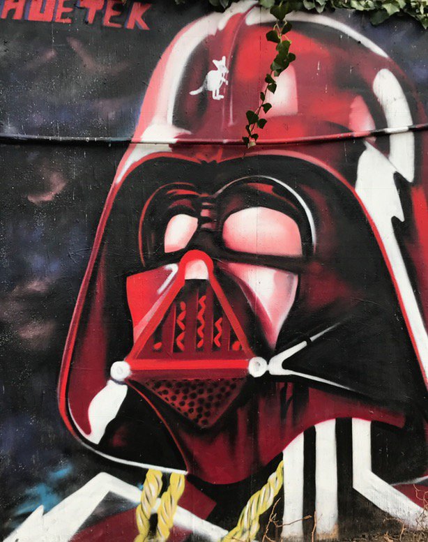 luvlifewithboyz's tweet photo. #streetart #nyc #soho #darkside #darthvader #lifewithboyz #lifewithboys https://t.co/pcAPIoyOIG