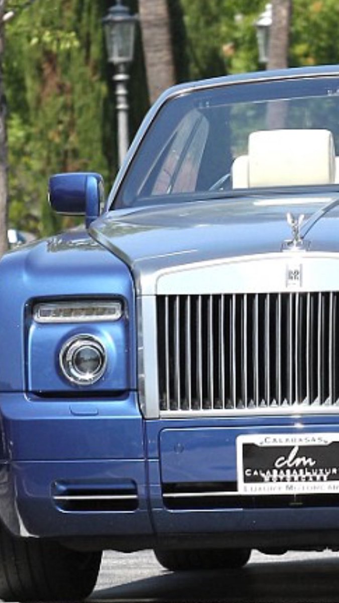 العلم لي يومين سهران ما نمت 
لا شك تعرف وش انا كنت ذايق 

افزع ابي لي مركبً اسمته سمت 
فرخً حلاه يخلي البال رايق