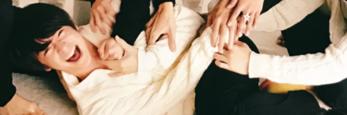 寝れない時は妄想を書くに限る!!!!←
BL書くか...知念と...誕生日の雄也でいいか...

あっ、遅れましたが…髙木雄也さん誕生日おめでとうございます🎂
多分メンバーにお祝いをしてもらって...お祝い...妄想がぁぁぁああ!!!!

(普段はこんな奴じゃありません!!!!)