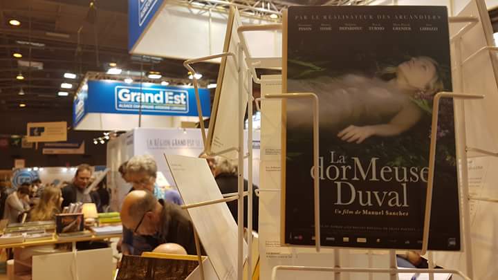 regiongrandest's tweet photo. Qud livre📚 et cinema📽 font bon ménage ds les #Ardennes 😉film #LaDorMeuseDuval #MSanchez Editions @NoiresTerres #GrandEst #LivreParis2017 https://t.co/R21b1E0aqa