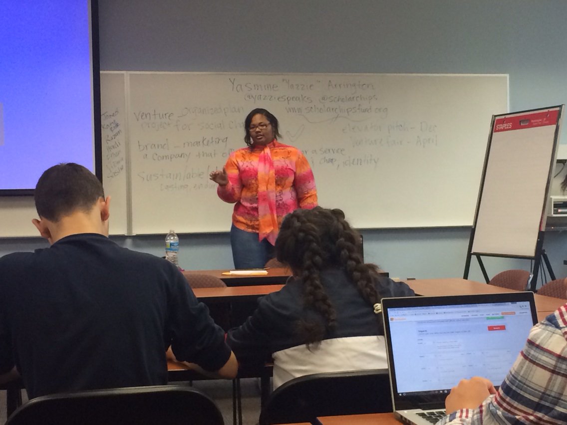 Great to have <a href="/YazzieSpeaks/">Yasmine Arrington Brooks</a> and so many illustrious <a href="/LearnServe/">LearnServe Int'l</a> alumni lead workshops at our 2017 Action Summit