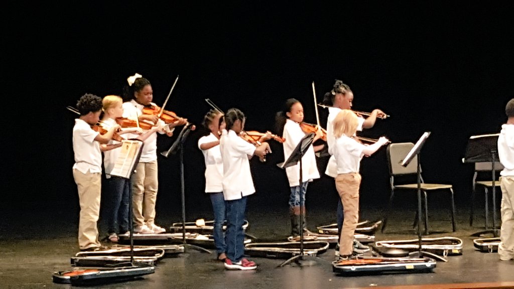 <a href="/aaapta_hsv/">Academy for Academics & Arts PTA</a>  <a href="/AAcademicsArts/">The Academy</a>  How could this day get any better?! 😍  Thanks for another fabulous Fine Arts Festival! #whyaaa