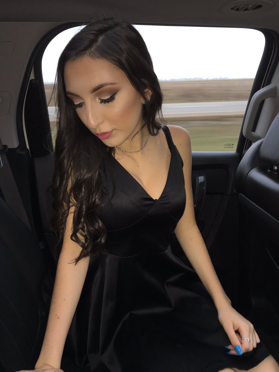 ItsAlexisSimone tweet picture