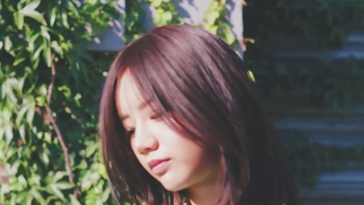 rc_hyeri's tweet photo. ❝ Wᴇ ᴀʀᴇ ᴀʟʟ ʙʀᴏᴋᴇɴ﹐ ᴛʜᴀᴛ·s ʜᴏᴡ ᴛʜᴇ ʟɪɢʜᴛs ɢᴇᴛ ɪɴ ❞

        『Cʜᴏ Sᴀᴇ Rᴏɴ ﹙Sʜᴀɴɴᴏɴ﹚』 https://t.co/Xllvf1nWGe