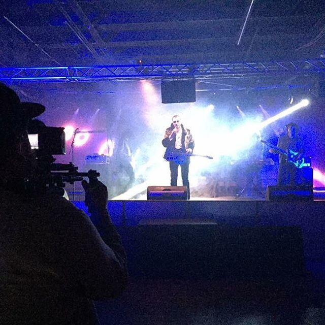 peterjohnandre's tweet photo. DAY 2 of ELECTRIC RASPBERRY PRODUCTIONS 📷@techeproject #musicvideo #comingsoon https://t.co/KvEUe3oATA